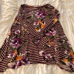 Women’s floral shirt